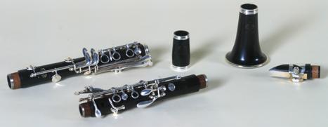 jednotliv sti klarinetu: hubika, soudek, horn dl, spodn dl, korpus